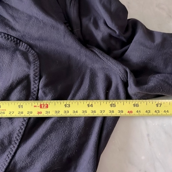 HG Vintage Lululemon Special Edition Jacket - Picture 3 of 8